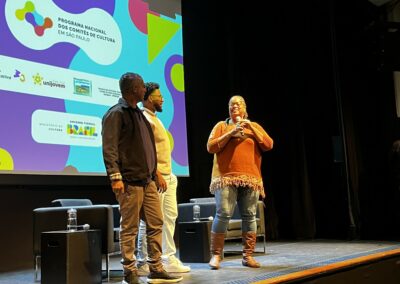 Encontro de Movimentos Culturais das Periferias com o MinC